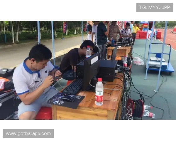 足球直播手机网址哪里找最全最高清的比赛资源让你不错过每一场精彩对决